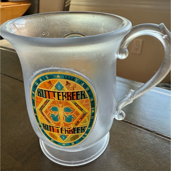 Harry Potter Butterbeer Cup
Used once - Picture 2 of 5